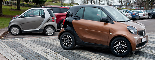 The old and new Smart.